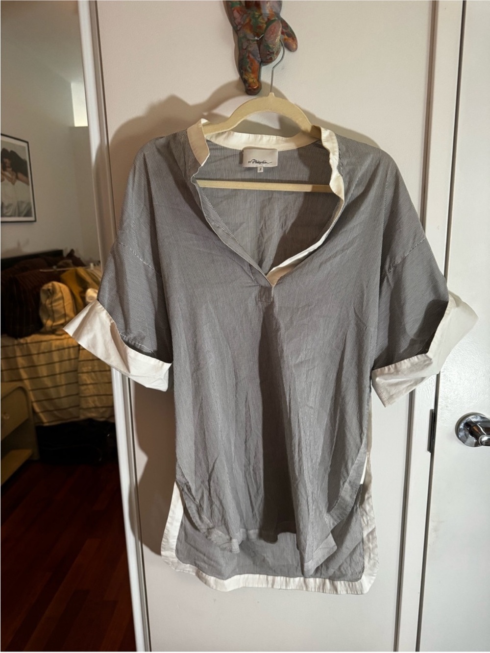 3.1 Phillip Lim Pinstripe Tunic White Cuff Split Neck Short Sleeve Size 2 - Picture 3 of 9